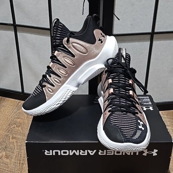 Under Armour Flow Breakthru 4 Basketball Shoes Size 9.5 New - Picture 2 of 10